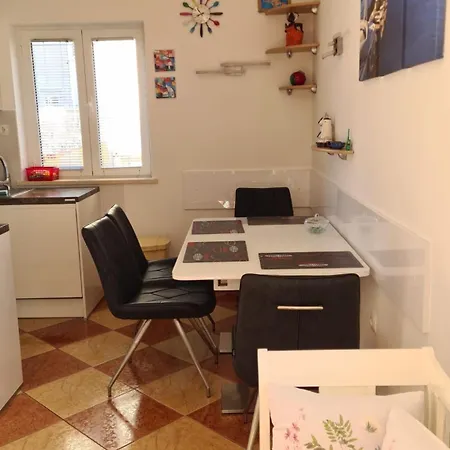 Appartamento Dora *